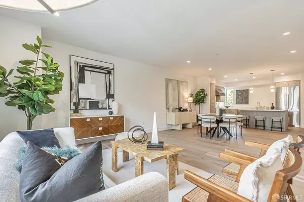 Los Altos, CA 94022,425 First ST #23