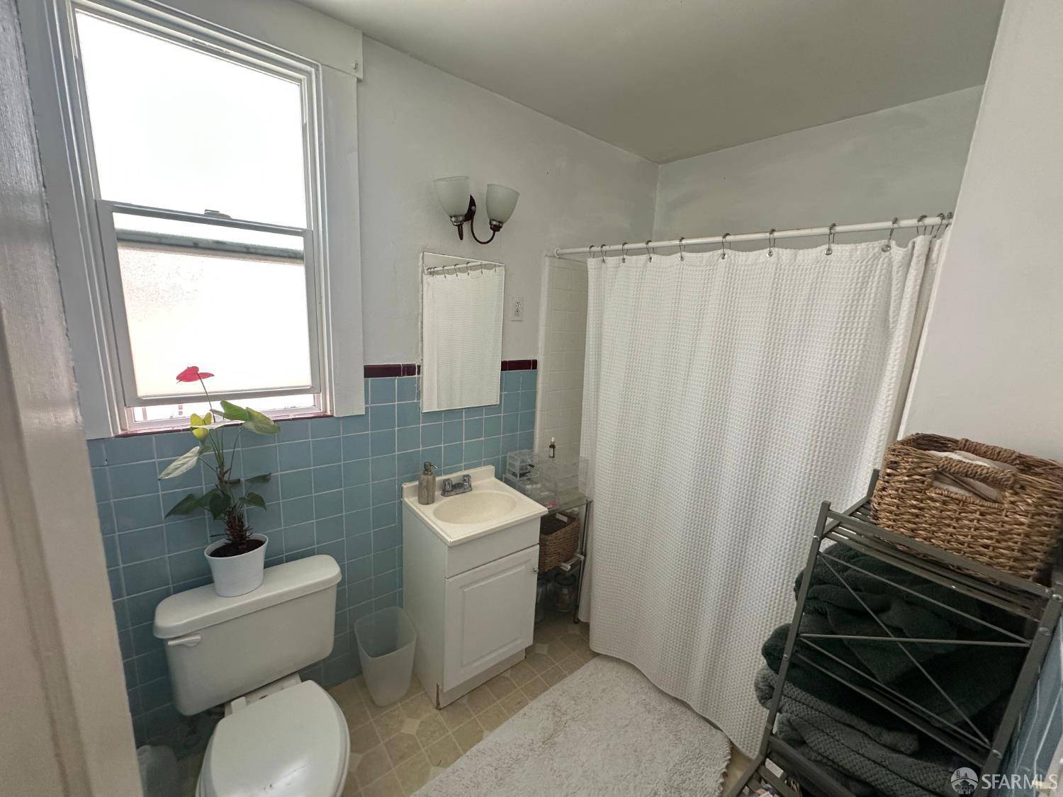 San Francisco, CA 94121,851 32nd AVE