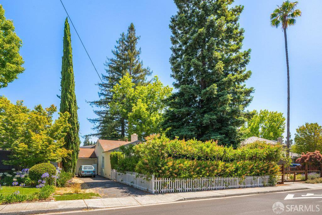 1304 Orange AVE, Menlo Park, CA 94025