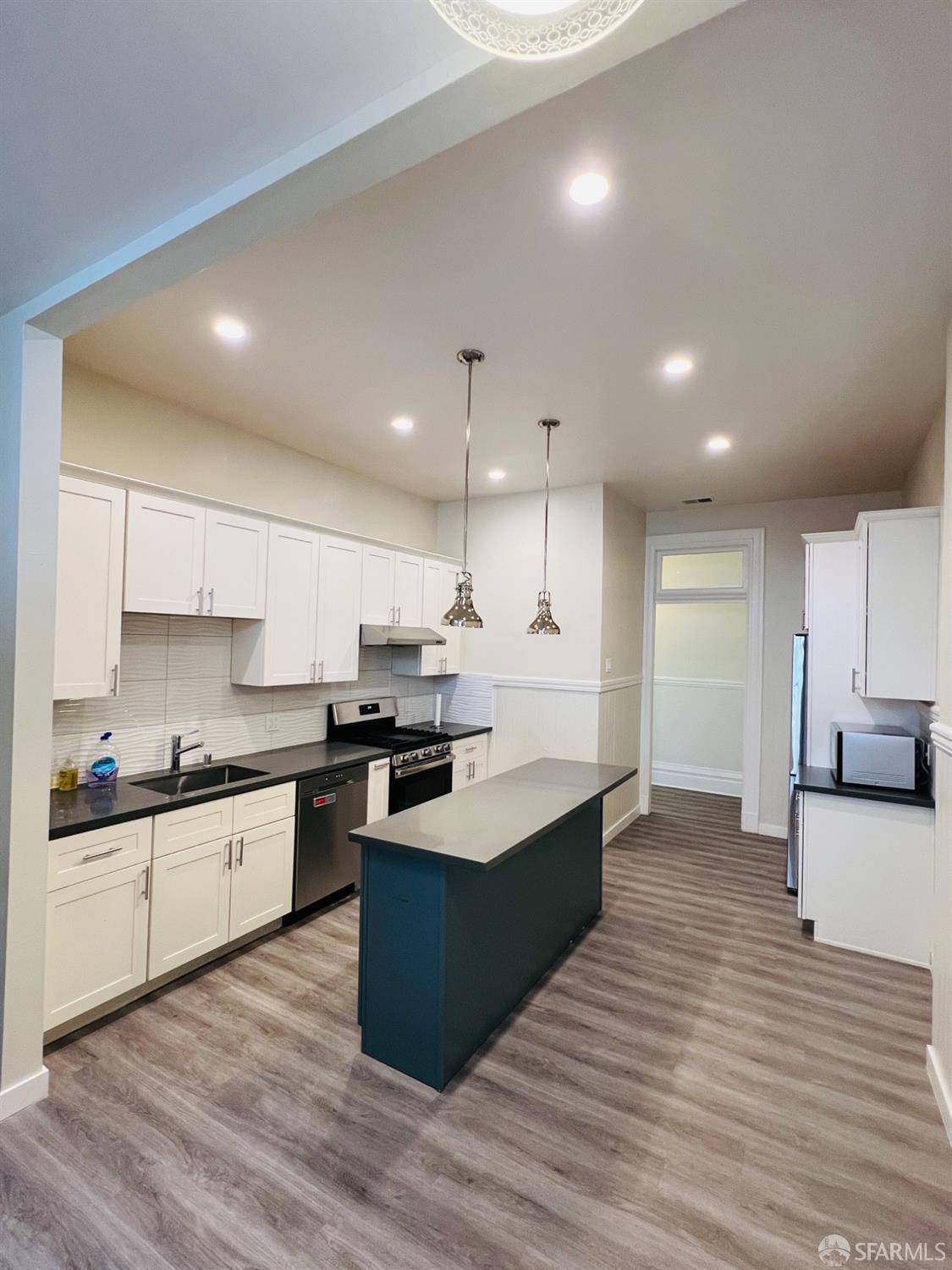 3289 22nd ST, San Francisco, CA 94110