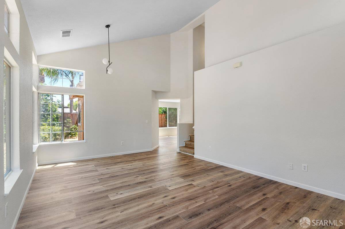 Antioch, CA 94531,5124 Longdale CT