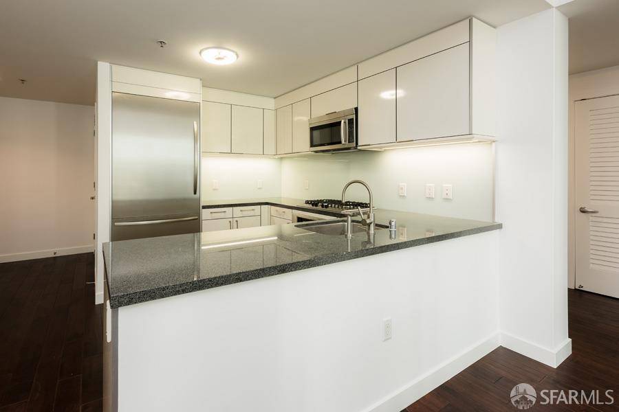 San Francisco, CA 94105,338 Spear ST #11A