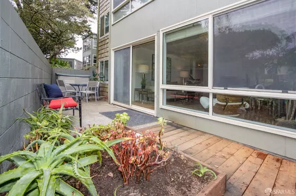 San Francisco, CA 94131,255 Red Rock WAY #105H