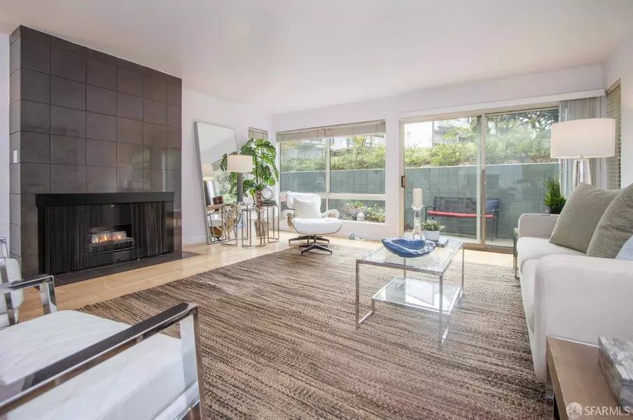 255 Red Rock WAY #105H, San Francisco, CA 94131