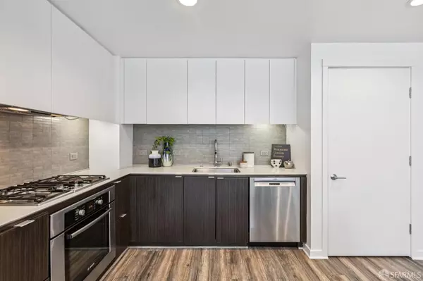 San Francisco, CA 94109,1788 Clay ST #304