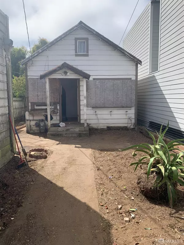 San Francisco, CA 94112,271 Granada AVE