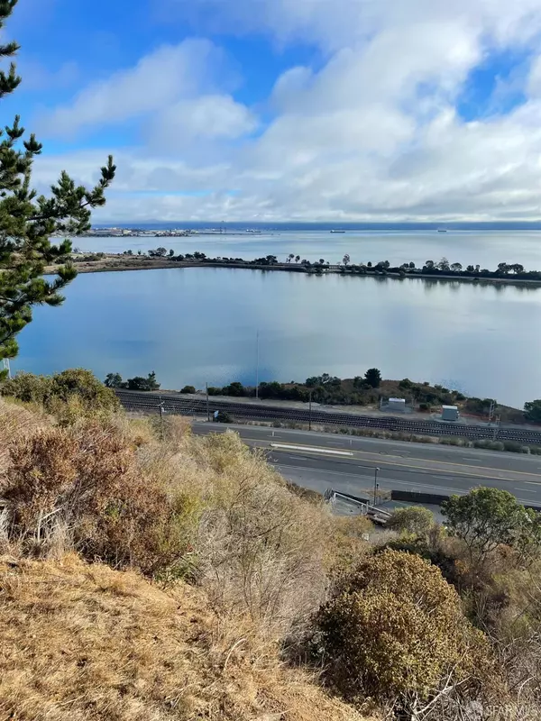 Brisbane, CA 94005,2 Bayshore BLVD