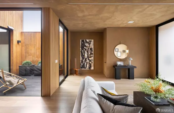 San Francisco, CA 94123,1864 Greenwich ST