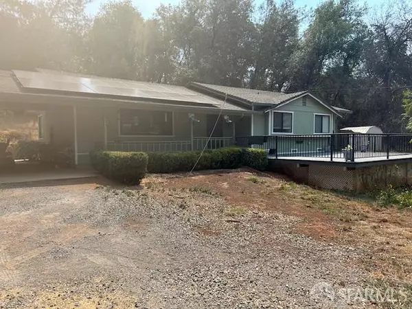 Redding, CA 96003,19481 N Rambling Oak DR