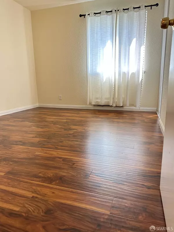 725 Auburn PL #106, Hayward, CA 94544