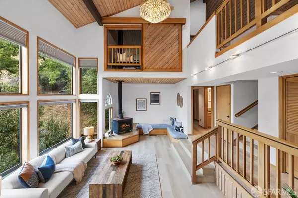 Orinda, CA 94563,120 La Espiral