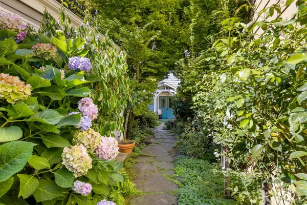 San Francisco, CA 94114,308 Diamond ST
