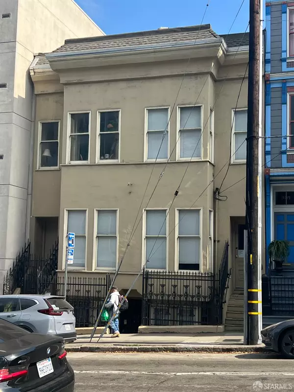San Francisco, CA 94102,303-305 Oak ST