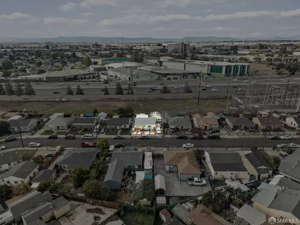 Oakland, CA 94603,435 Worth ST