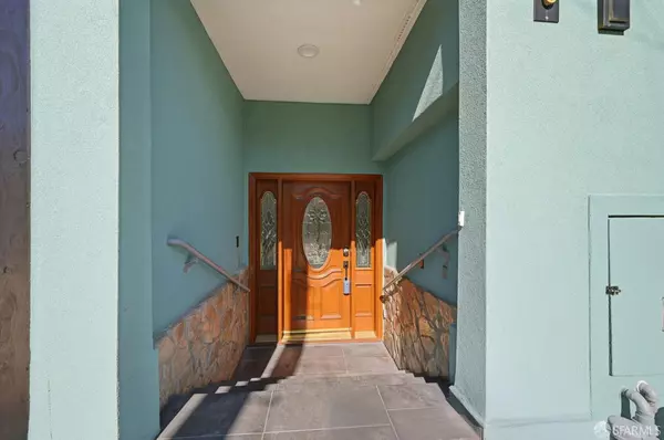 San Francisco, CA 94112,276 Seneca AVE