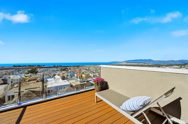 San Francisco, CA 94116,1983 15th AVE