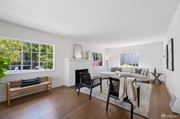 Burlingame, CA 94010,1115 Capuchino AVE