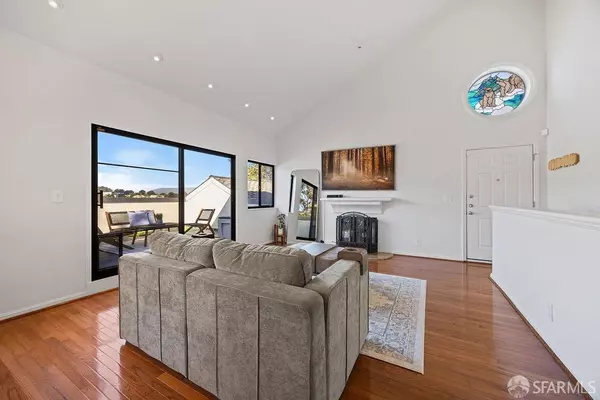 South San Francisco, CA 94080,1 Appian WAY #708-1