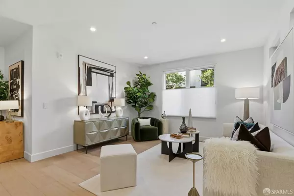 Los Altos, CA 94022,425 First ST #14