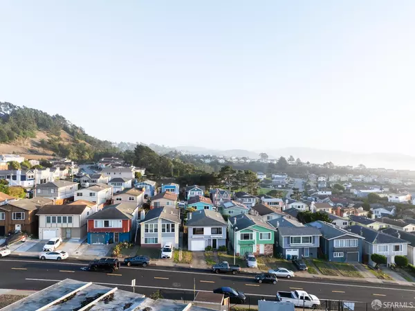 Daly City, CA 94015,1219 Skyline DR