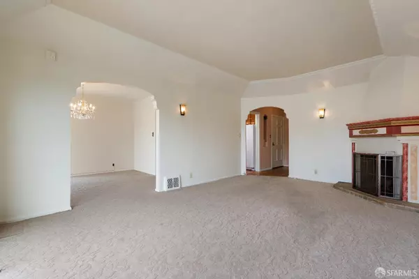 San Francisco, CA 94134,445 Wayland ST