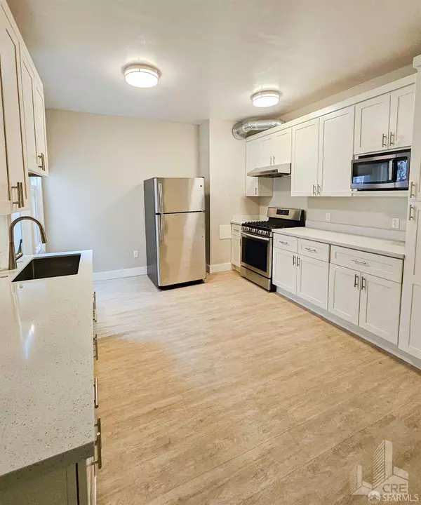 San Francisco, CA 94103,66-68 Moss ST