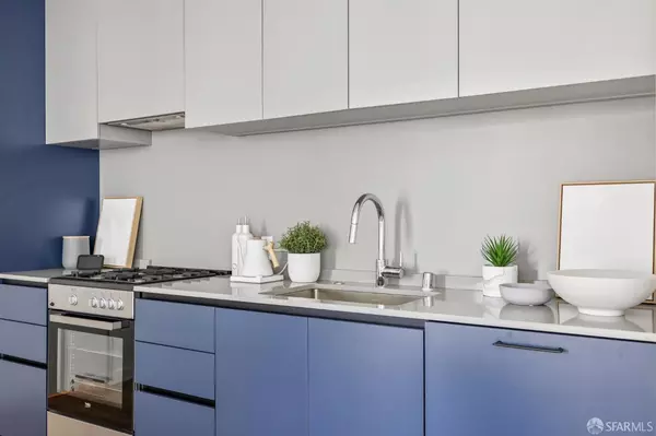 San Francisco, CA 94107,988 Harrison ST #CJ4