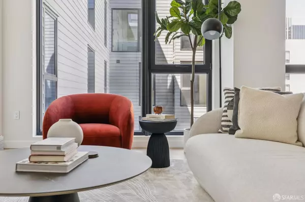 San Francisco, CA 94107,988 Harrison ST #CJ4