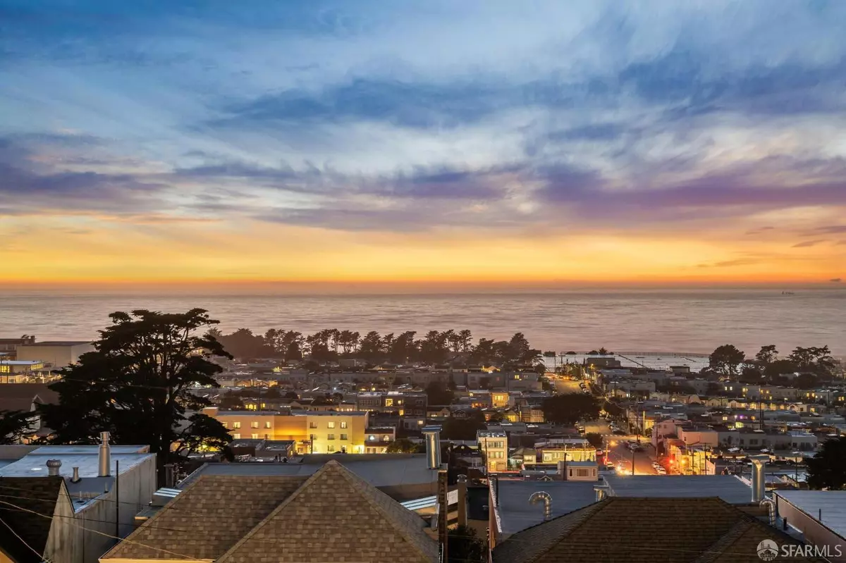 San Francisco, CA 94116,2024 15th AVE