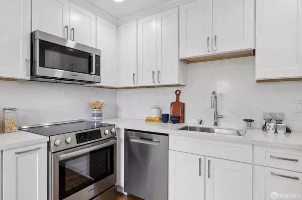 San Francisco, CA 94131,3711 Market ST #3