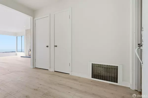 San Francisco, CA 94116,2010 16th AVE