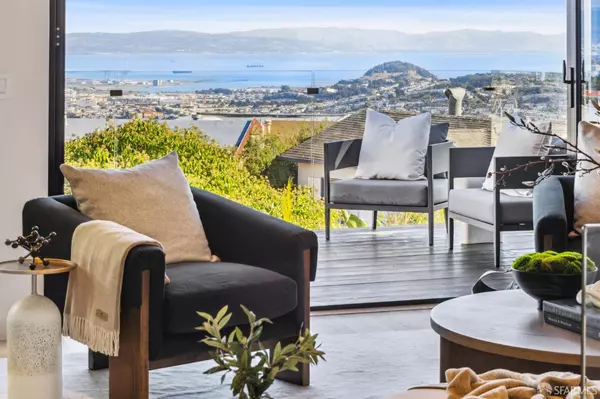 San Francisco, CA 94127,11 Sherwood CT