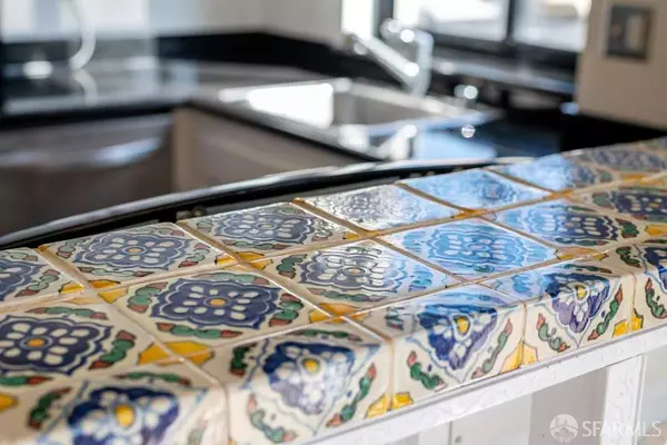 San Francisco, CA 94109,900 Bush ST #907