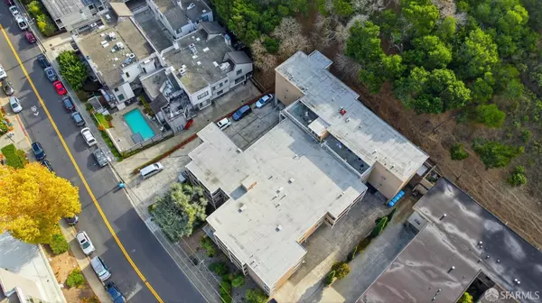 Belmont, CA 94002,2421 Carlmont DR