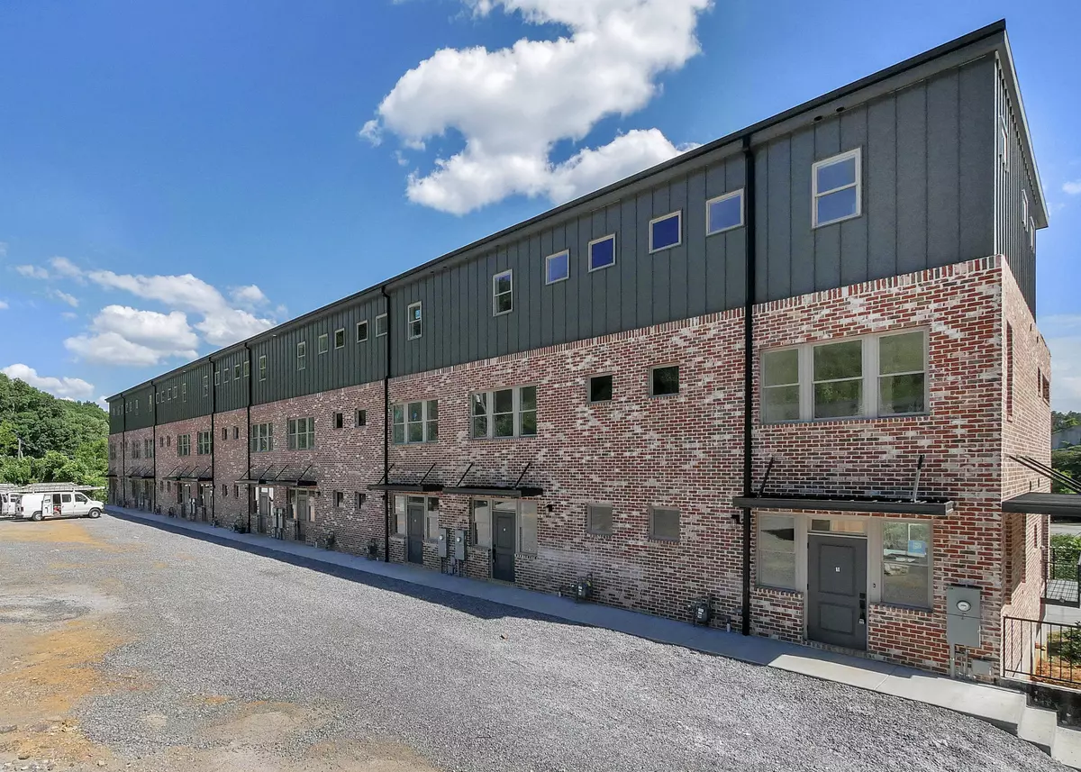 Chattanooga, TN 37405,895 Cherokee BLVD