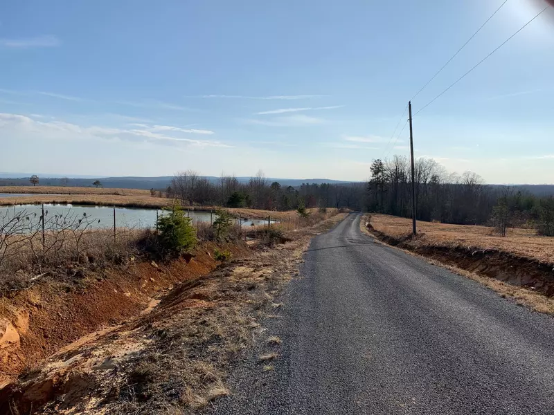 52.30 Tower RD, Grandview, TN 37337