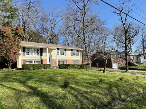 Hermitage, TN 37076,304 Bonnahurst DR