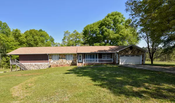 178 Roblyer RD, Benton, TN 37307