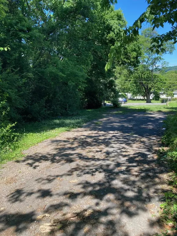 Chattanooga, TN 37407,2907 Crescent CIR