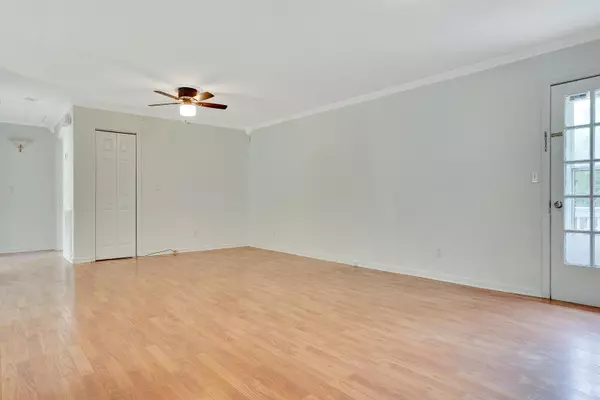 Harrison, TN 37341,7014 Sportsman DR