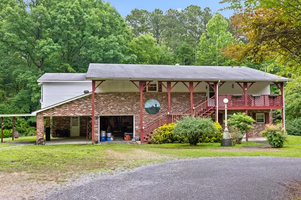 128 Armstrong RD, Lafayette, GA 30728