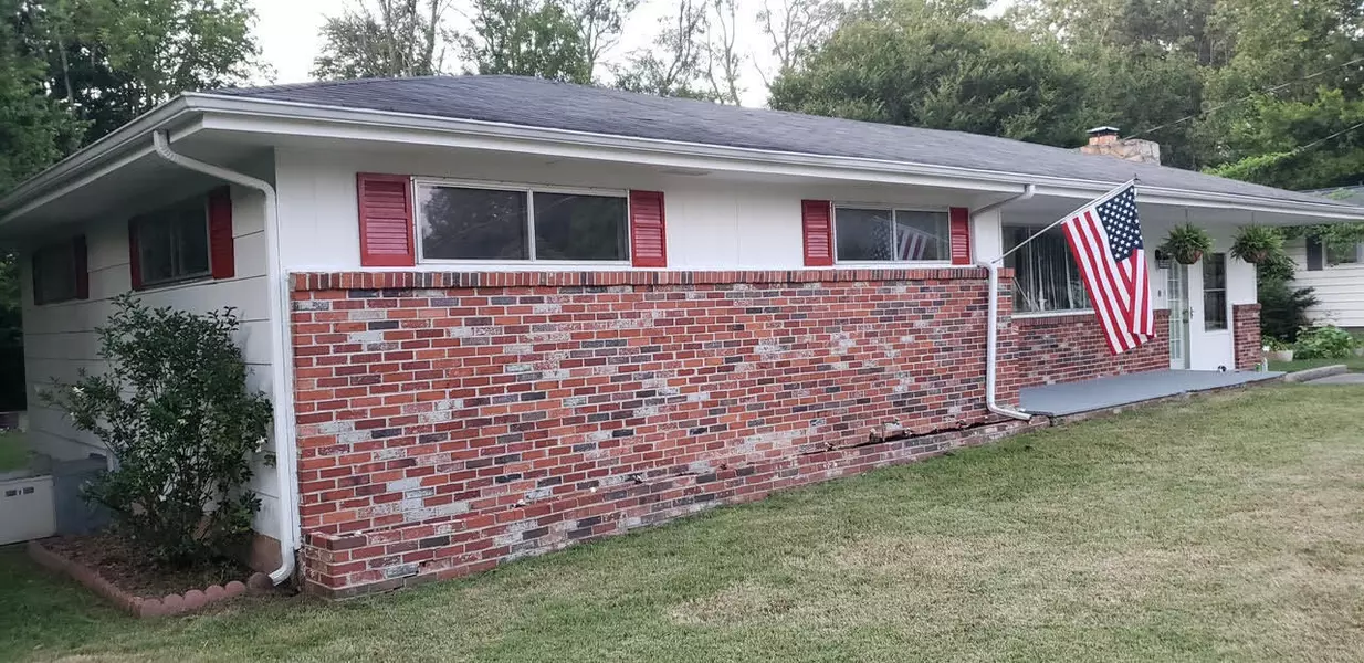 59 Mary LN, Rossville, GA 30741