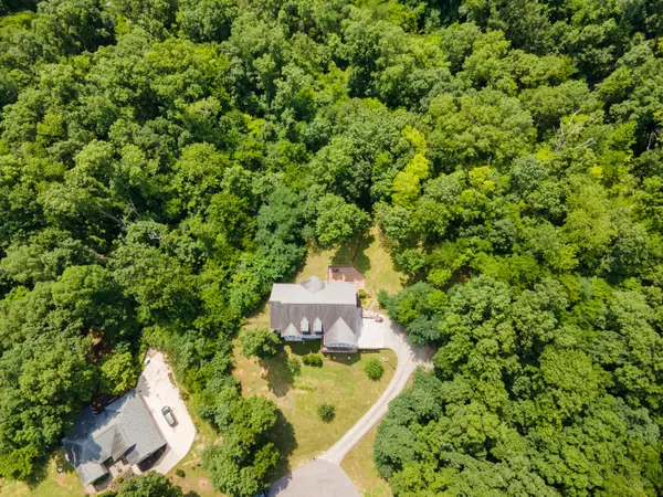 Trenton, GA 30752,111 Lake DR