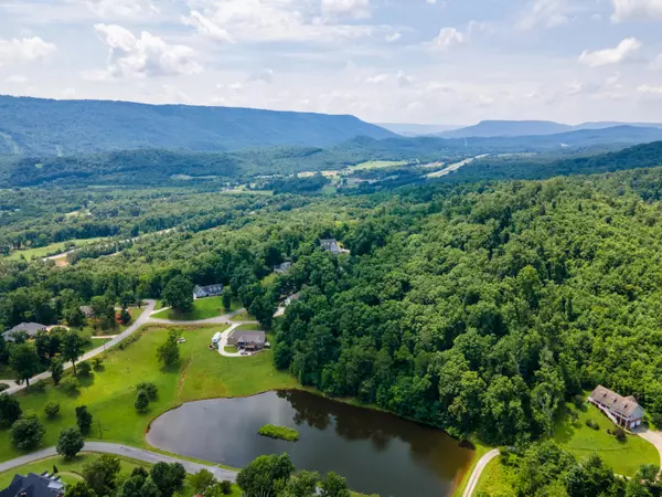 Trenton, GA 30752,111 Lake DR