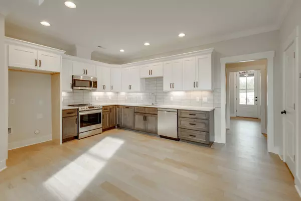 Collegedale, TN 37315,9666 Dutton LN