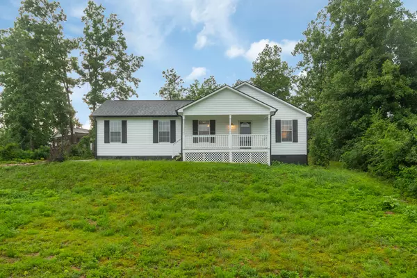 293 Ellis CIR, Chatsworth, GA 30705