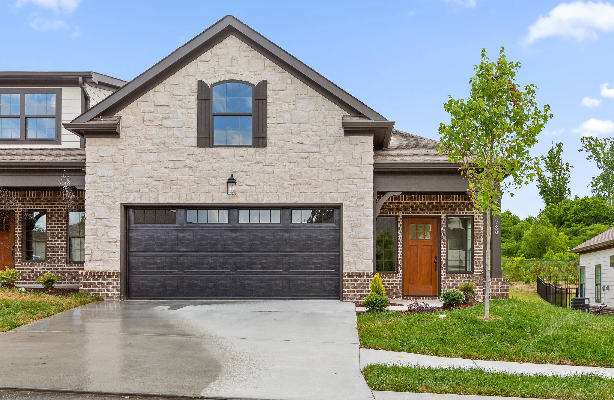 774 Wood Grove Cir, Hixson, TN 37343