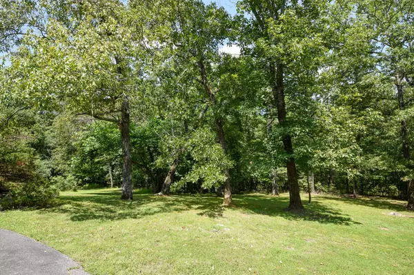 Mcdonald, TN 37353,6019 Crook Crest DR