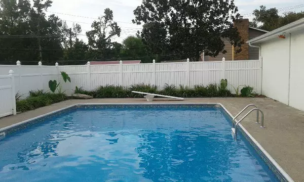 Chattanooga, TN 37421,1171 Mcdonald DR