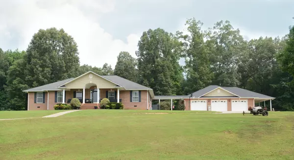 305 Hills RD, Dayton, TN 37321